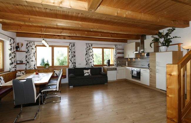 Chalet in Zell am Ziller Near Ski Lifts - Foto 7