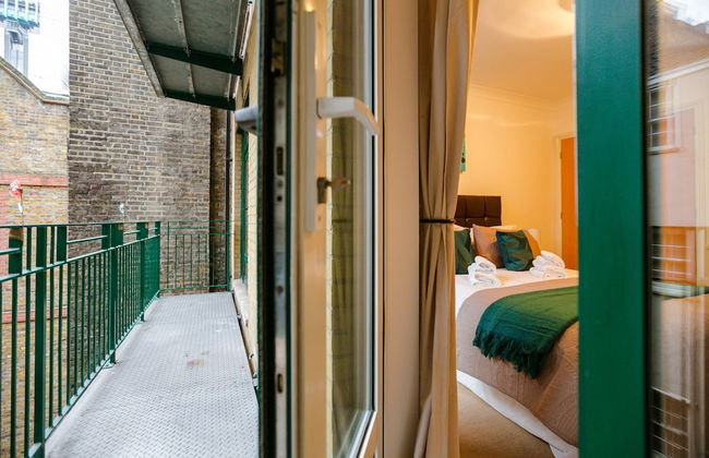 Theatreland Walk - Photo 34