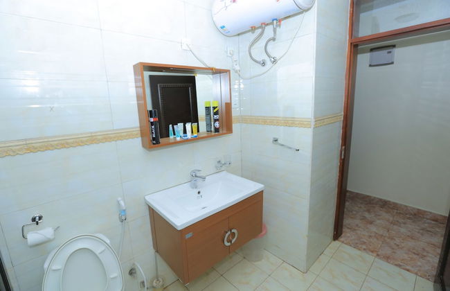 Goldmark Apartments - Photo 21