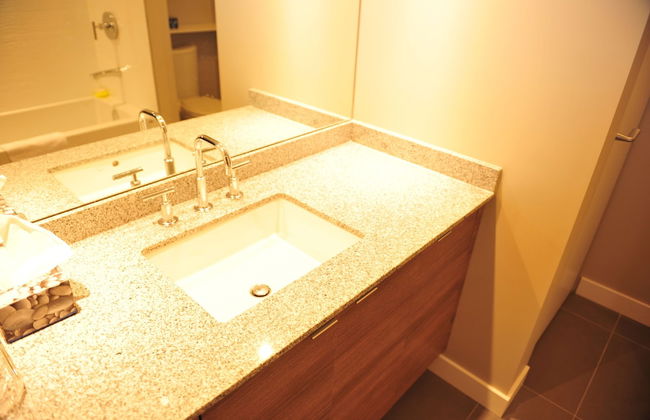 Brand New 1bdr 1den Condo in Vancouver - Photo 17