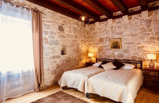 Beautiful 4-bed Villa for up to 10 Guests - Foto 3