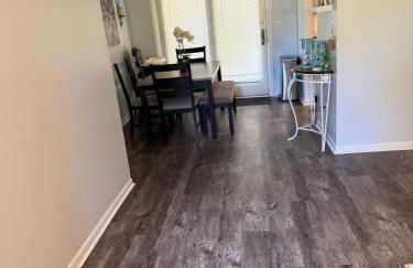 Cozy small ranch style house - Foto 13