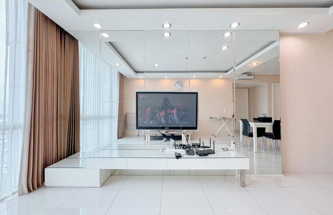 Restful And Simple 2Br At The Via And The Vue Apartment - Photo 15