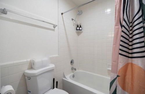 Large Pool With Diving Board, Remodeled 3bdrm, Near State Farm STDM and More! - Foto 45