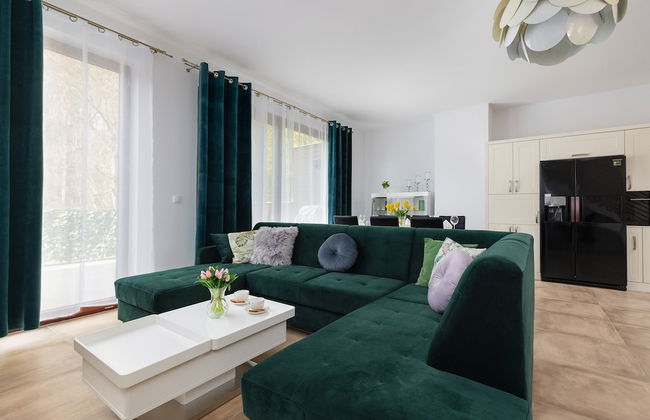 Apartment With Pool by Renters Prestige - Photo 1