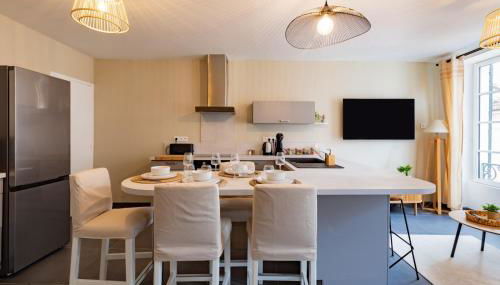 Plein centre - climatisé - à proximité cité médiévale - Foto 4