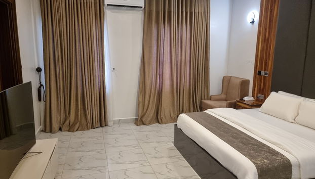 De James Hotels and Suites - Foto 5, Habitación