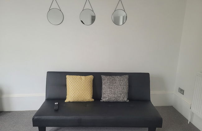 Beautiful 1-bed Apartment in Ramsgate - Photo 4