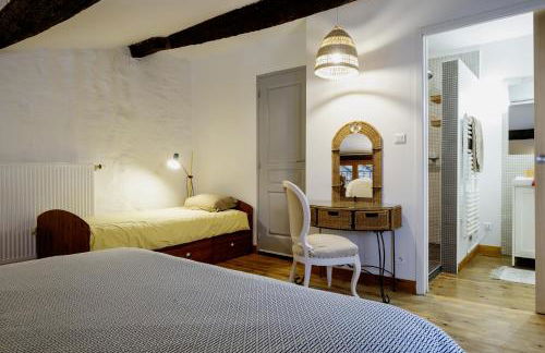 Gite de Coulassy 8 à 10 pers dans parc de 2 hectares - Foto 21