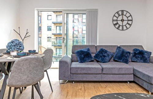 LUXURY AIRPORT SUITE, FREE Parking, FANTASTIC Location, Close To Airport, Train Station And Town Centre - Foto 28