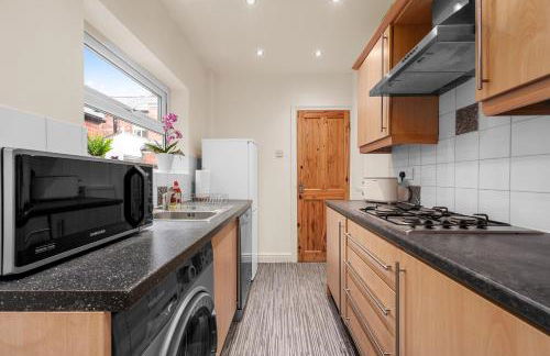 Cosy well-connected 3-bed house - Photo 7