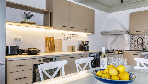 Amorama Suites - Authentic Village Stay in Glossa - Foto 3, stove, toaster