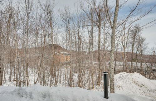 Ski-In Resort Family Condo with Deck at Jay Peak! - Foto 32