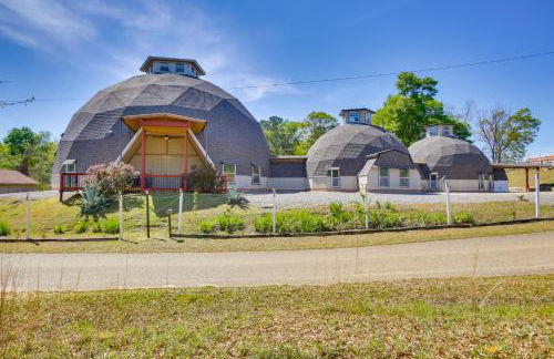 Unique Country Getaway in Angie with Covered Patio! - Foto 32