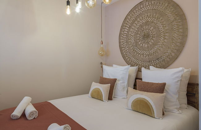 Rose & Garden - Eiffel Tower - Photo 8