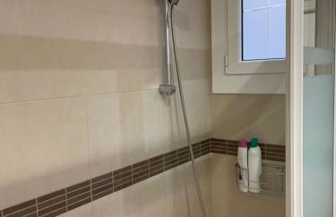 Channing Apartment - Photo 18