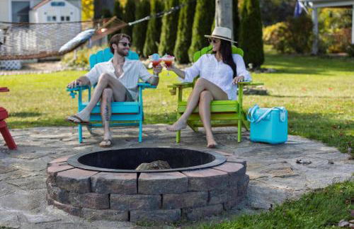 Tree-Top Lake-Front Cottage - Foto 26