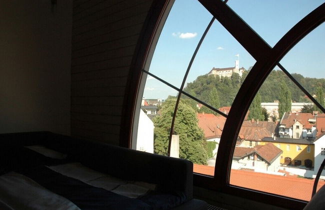 AI Apartments - Photo 45