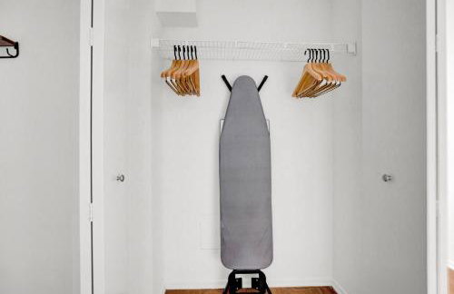 Chelsea 1BR w Gym Doorman nr Penn Station NYC-675 - Foto 12