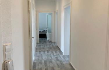 Moderne 4 Zimmer Apartment mit Bergblick Stadtzentrum Contactless Check-in - Foto 78