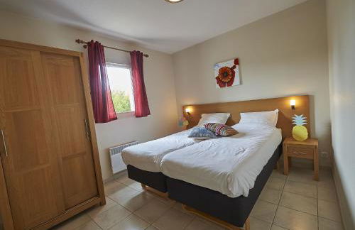 Villa in France with Private Garden - Foto 12