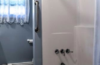 Mayfield Home with Private Dock on Lake Sacandaga! - Foto 15