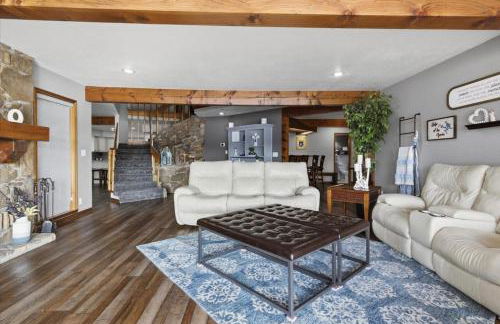 Lakefront Home w/ Private Dock, Slip, Kayaks & Paddleboards at the 7mm - Foto 18