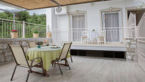 Remezzo Apartments - Photo 4