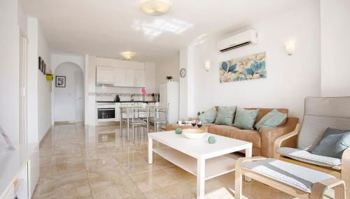 Ático frente al mar - Vistas, piscina, terrazas, parking! - Foto 2