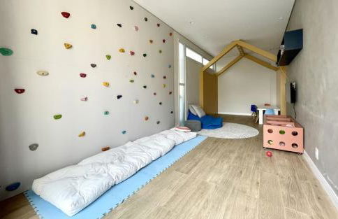 Apartamento em Condomínio Clube frente à praia do Campeche - Foto 42