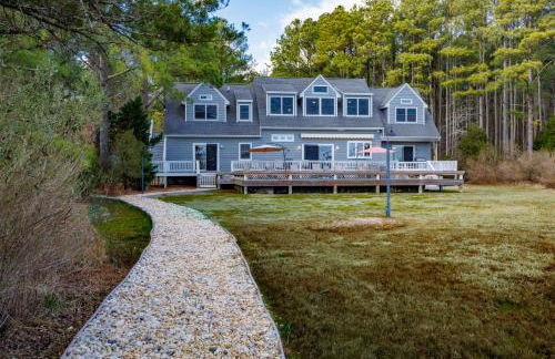 Very Private and Spacious Waterfront Family House - Foto 15