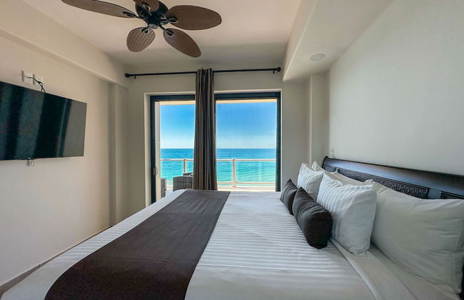 Beach Bliss Retreat 2BR Beachfront Condo - Foto 34