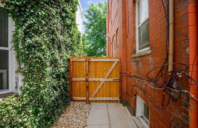 The Colorado Clubhouse in Capitol Hill - Photo 24