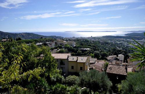 VILLA 4* avec PISCINE dans le bas du village de BORMES les MIMOSAS - Foto 23