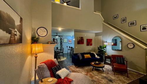 Gated Lakefront Retreat - Foto 2