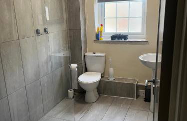 Castell Cottages Central with Parking - Foto 18