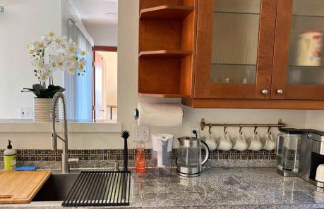 Contemporary House with Ocean View Decks - Foto 16