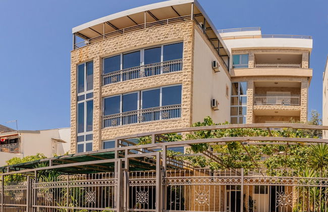 ApartHotel Stijovic - Foto 1