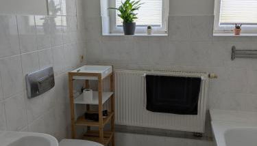 Monteur Ferienwohnungen OT Kleinwaltersdorf mit Außensitzecke und Grill - Foto 2