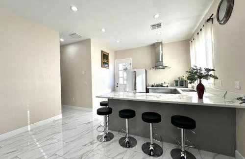 New Renovated House in Little Saigon - Foto 18