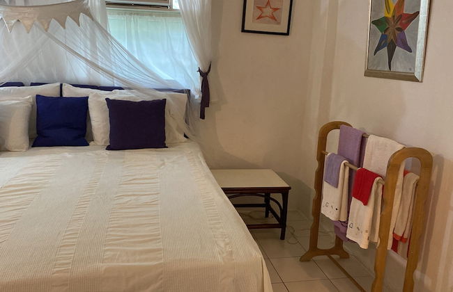 Barbados Chi Guest House - Photo 12