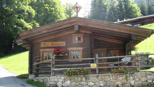 Almbrünnerl die Almhütte auf der Raffner Alm - Foto 2