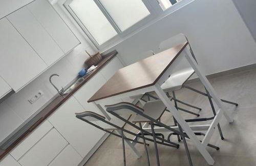 Apartamento Las Meninas Playa con Ascensor y Wifi - Foto 3