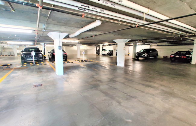 Monki Di Executive Suites - GLAS - Luxury Inner City Home 3 min to Downtown w Private Rooftop Patio Fireplace - Foto 32