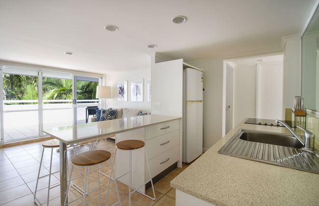 The White House Port Douglas - Foto 20