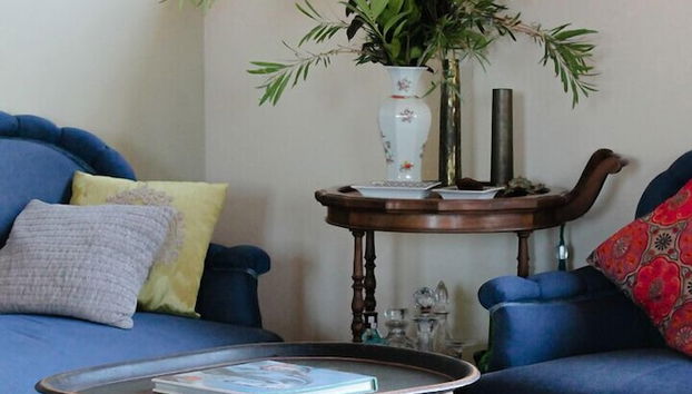 Coin salon dans le hall