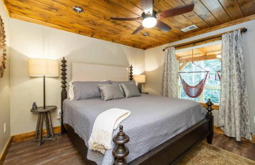 Hot Tub & WiFi - Angel's View - Red River Gorge KY - Foto 34