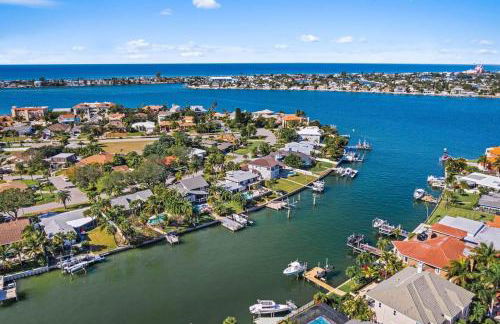 Peaceful Haven Waterfront Home Tierra Verde - Foto 41