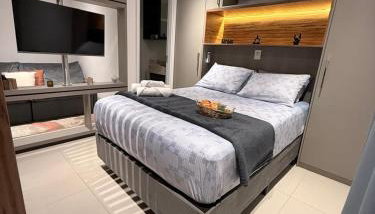 Studio 124 luxuoso, novo, bem equipado com ar condicionado e cozinha completa - Centro Mogi - Foto 2