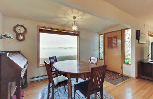 Lopez Island Agate Beach Waterfront Home - Foto 16